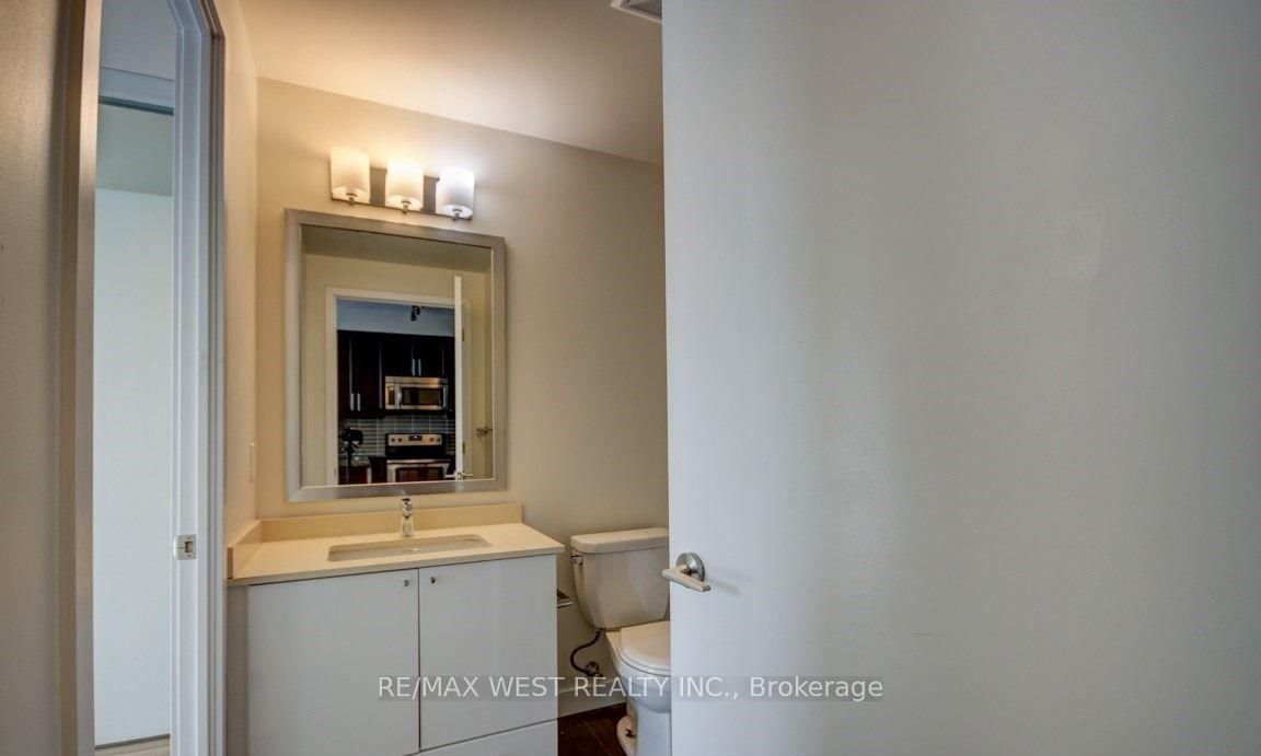 3975 Grand Park Drive, Unit 601 - Photo 22