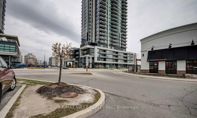 601 - 3975 Grand Park Dr, Mississauga, L5B 0K4 | Image 3