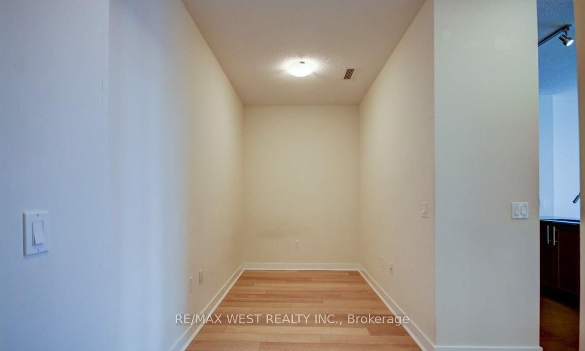 3975 Grand Park Drive, Unit 601 - Photo 8