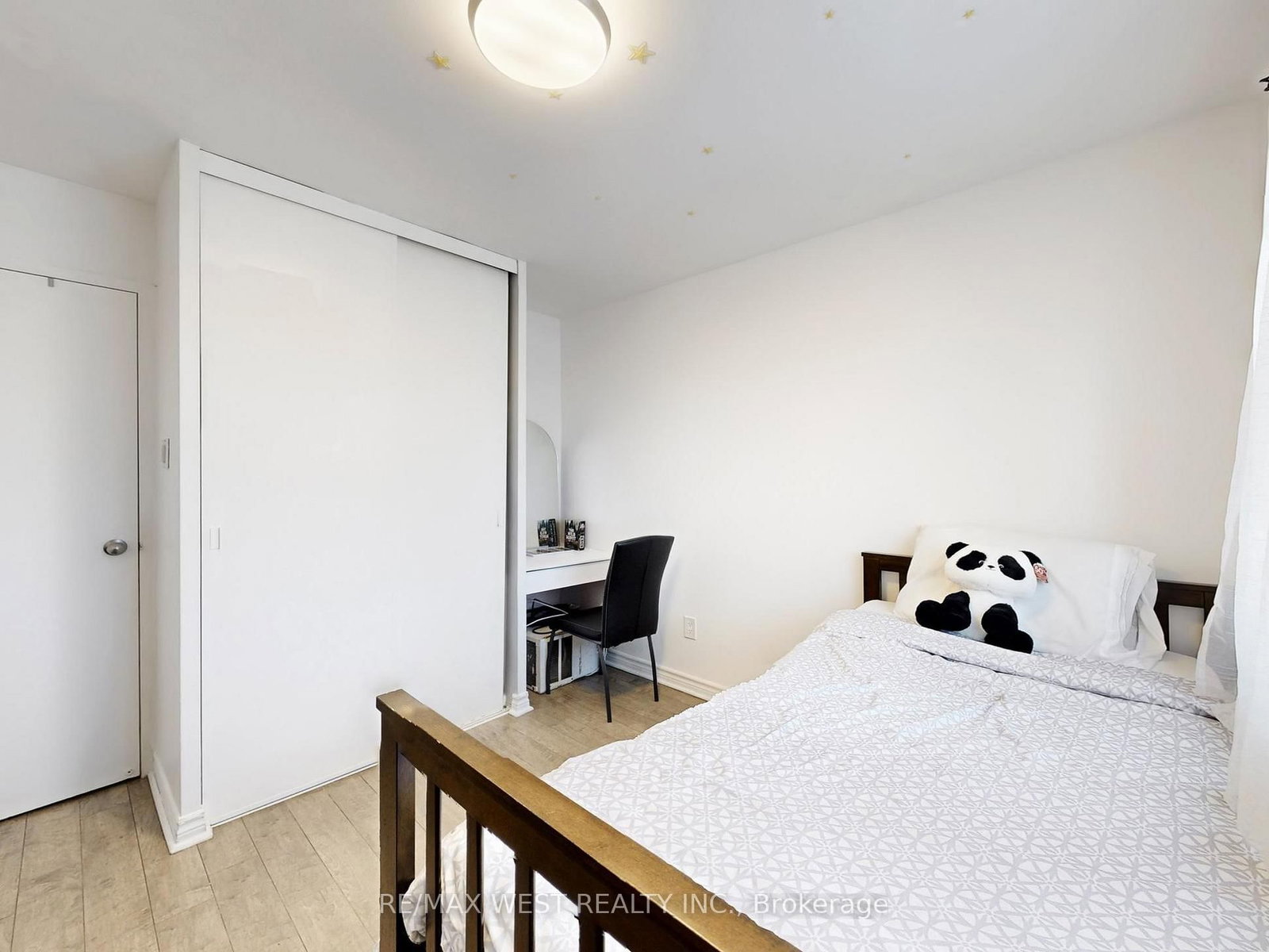 1660 Bloor Street, Unit 310 - Photo 11