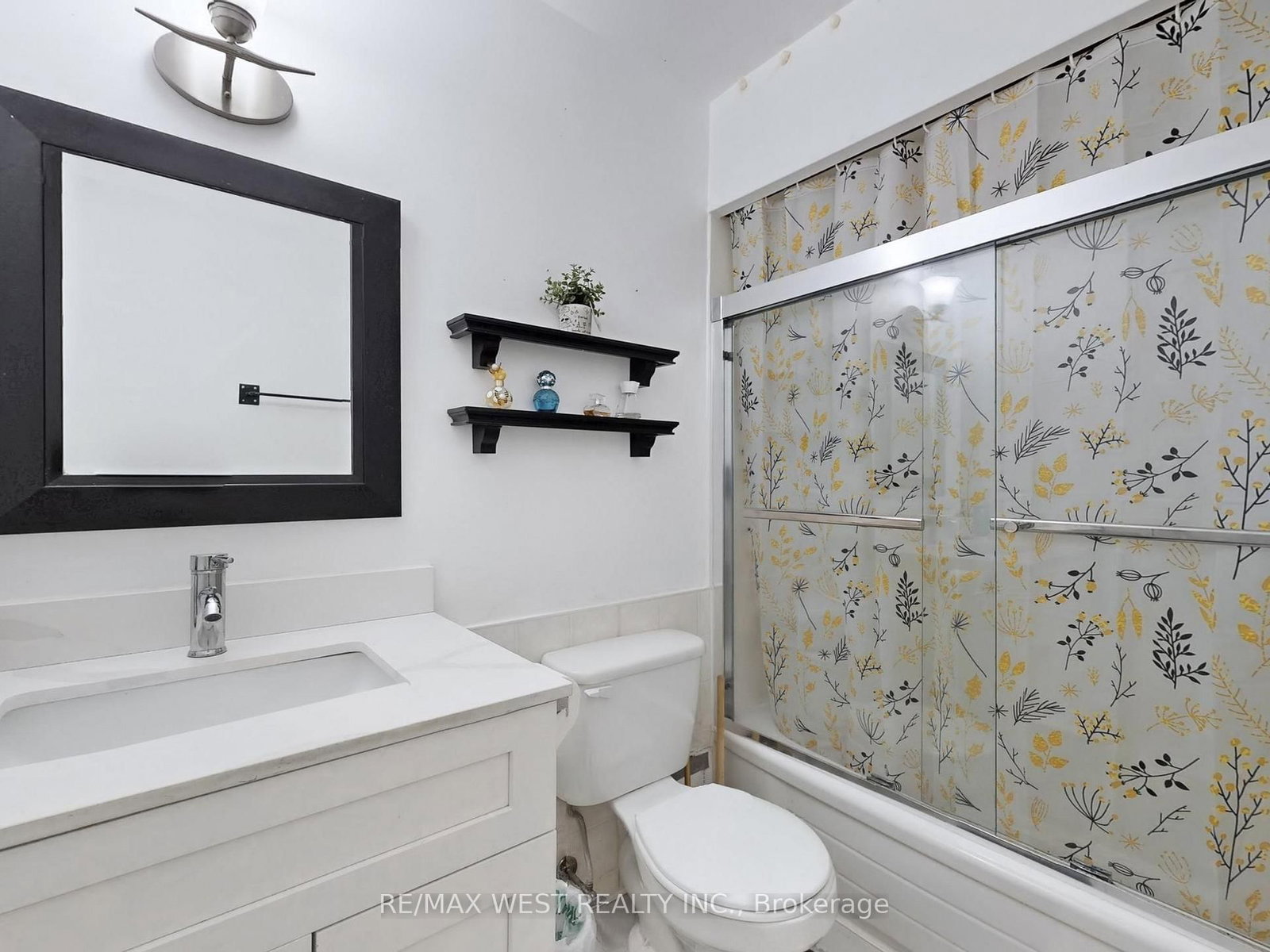 1660 Bloor Street, Unit 310 - Photo 13