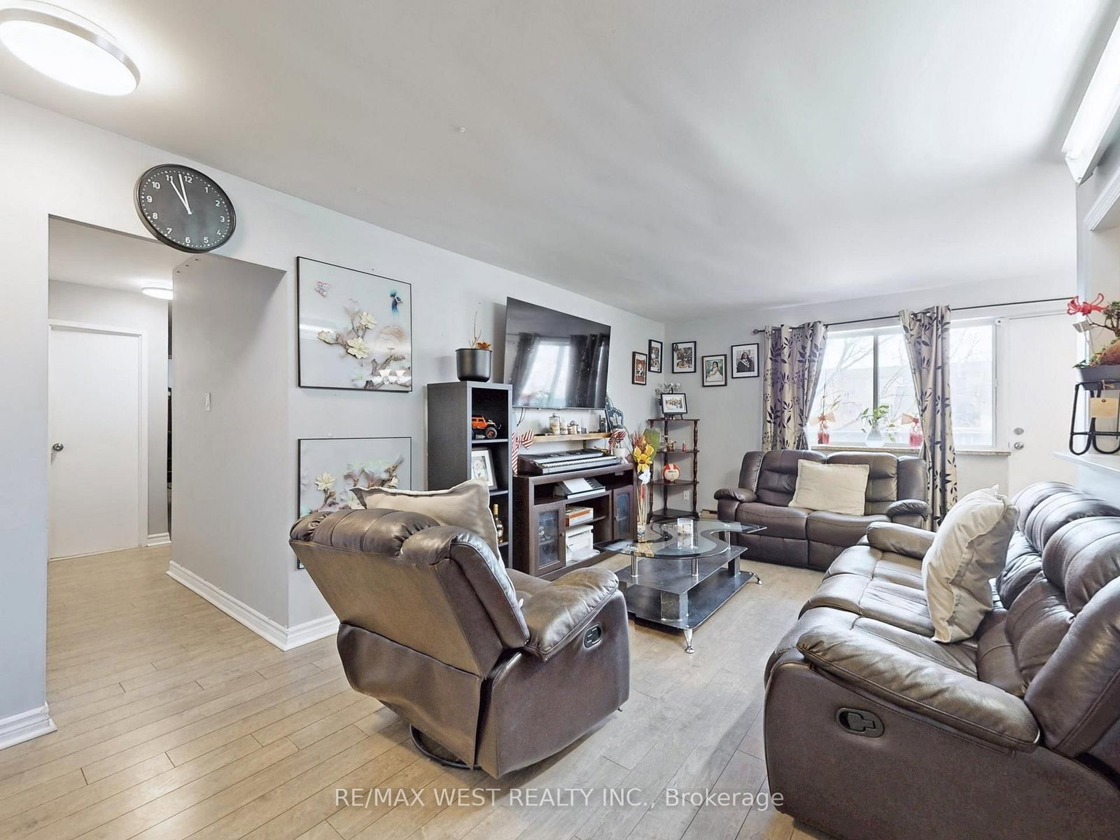 1660 Bloor Street, Unit 310 - Photo 4