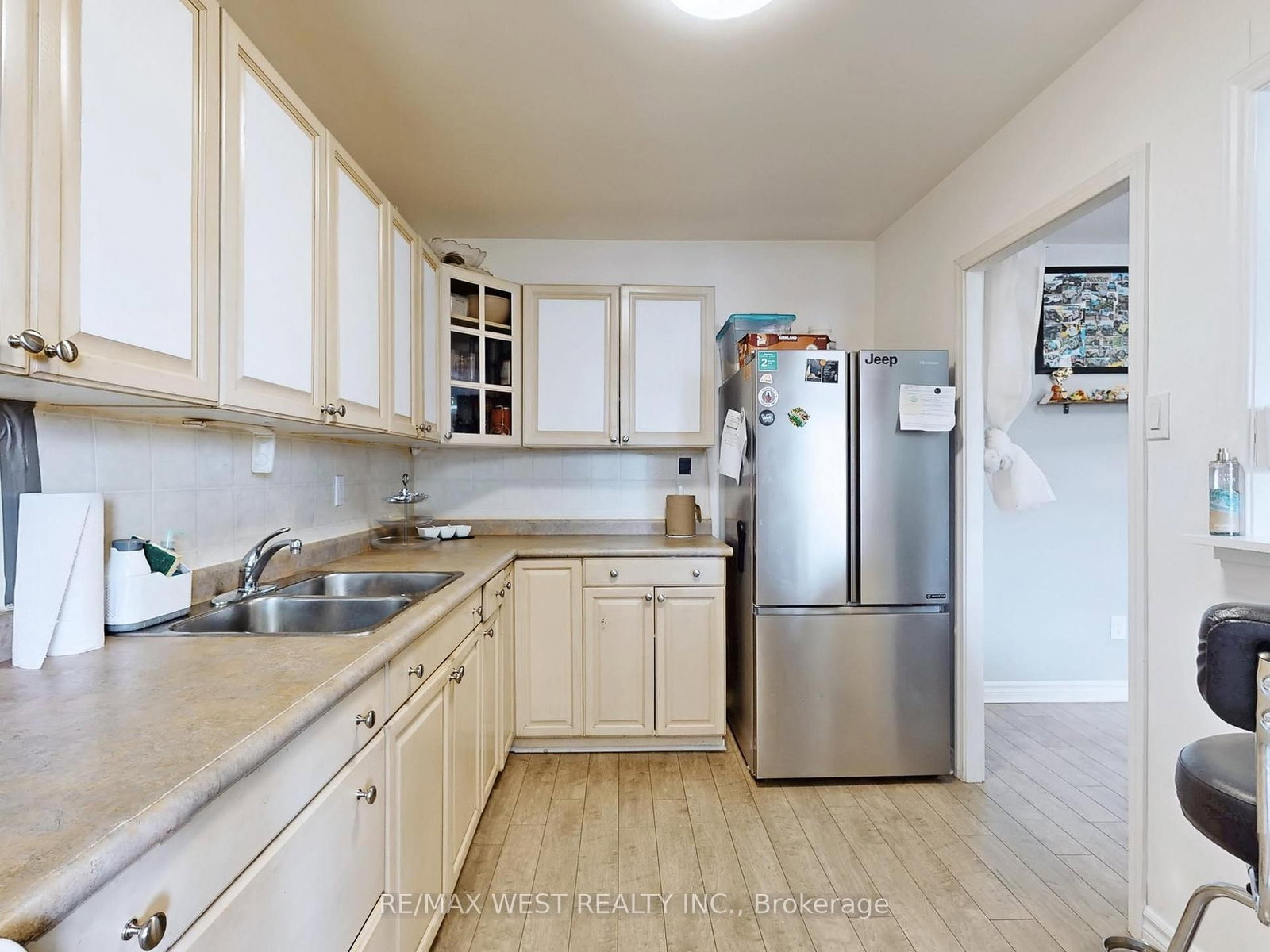 1660 Bloor Street, Unit 310 - Photo 6