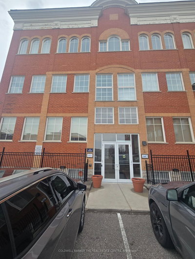 1/300 - 5025 Orbitor Dr | Mississauga | Image