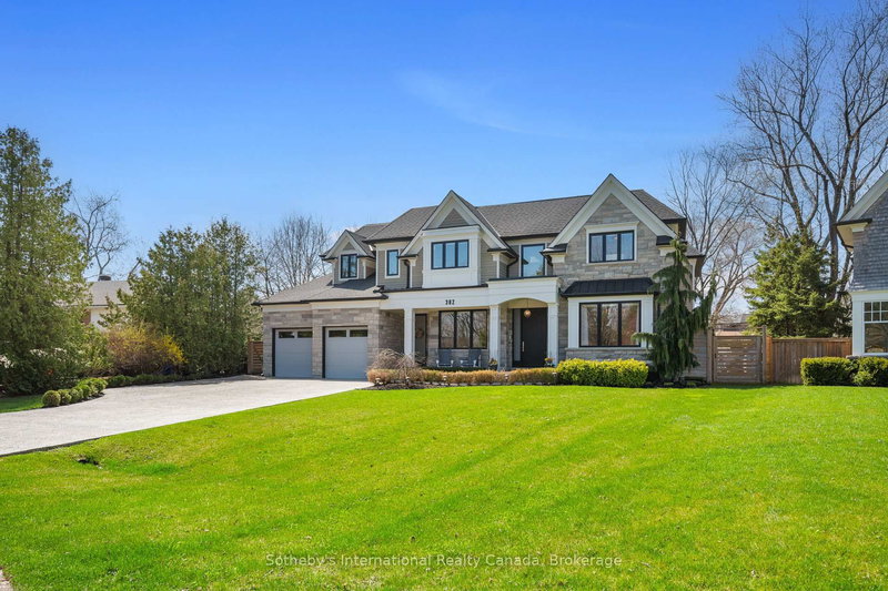 382 SANDHURST Dr, Oakville, L6L 3L3 | Image 3