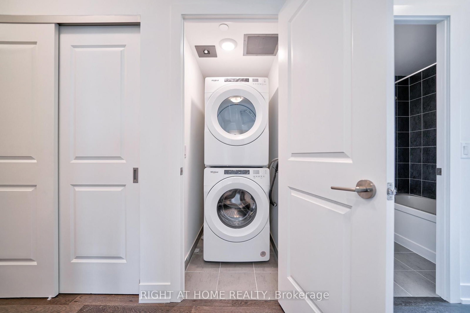 1063 Douglas Mccurdy Comm Circle - Photo 17