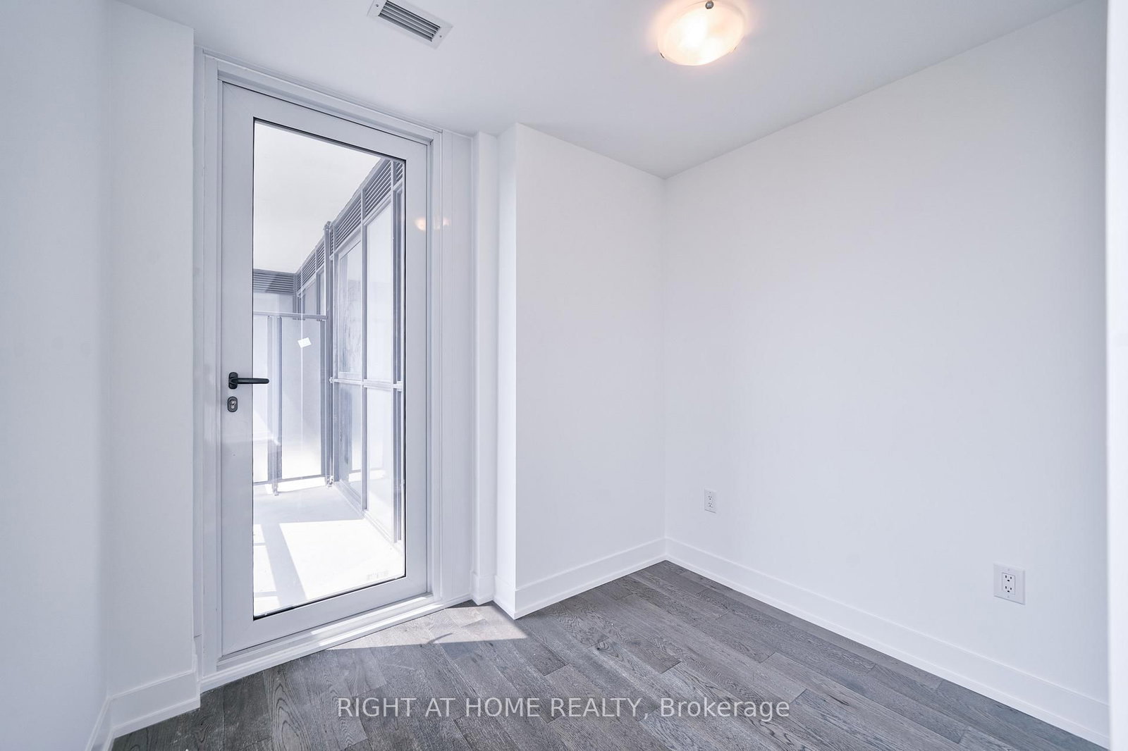 1063 Douglas Mccurdy Comm Circle - Photo 9