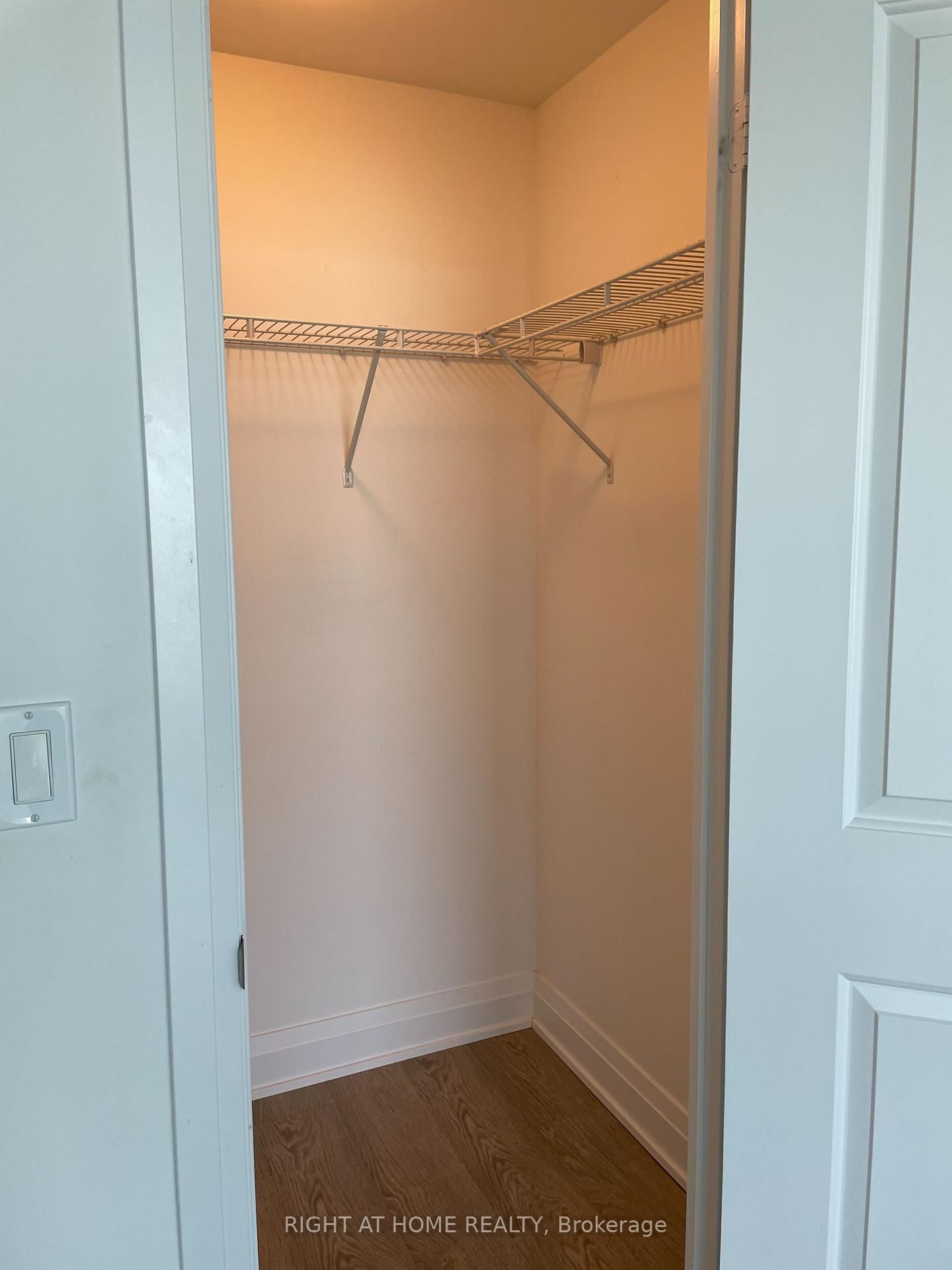 55 Speers Road, Unit 410 - Photo 13