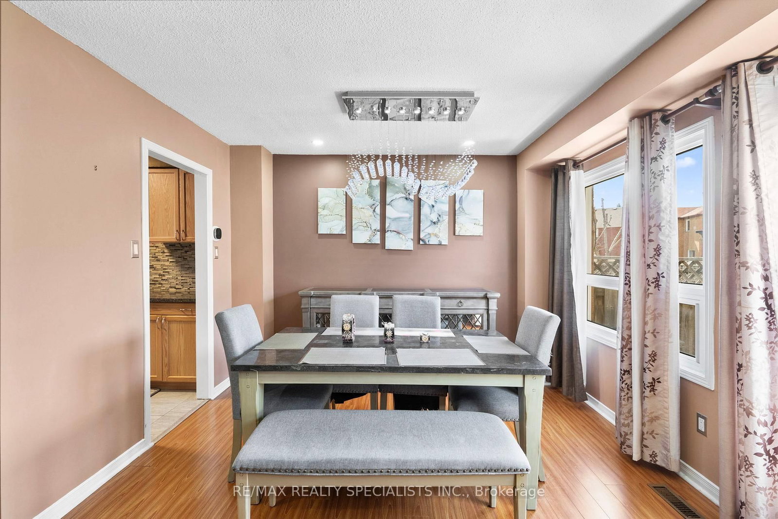 121 Tulip Drive - Photo 12