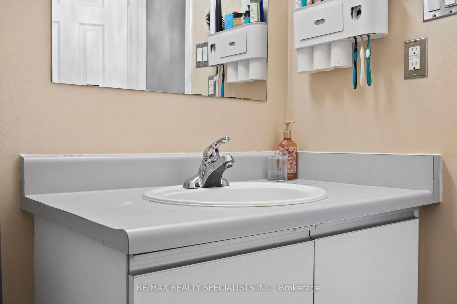 121 Tulip Drive - Photo 22