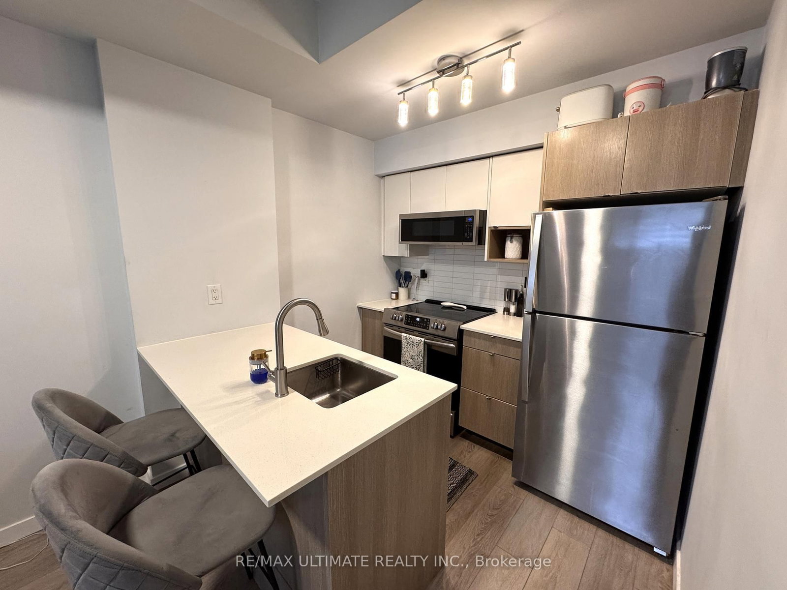 1135 Cooke Boulevard, Unit 113 - Photo 5