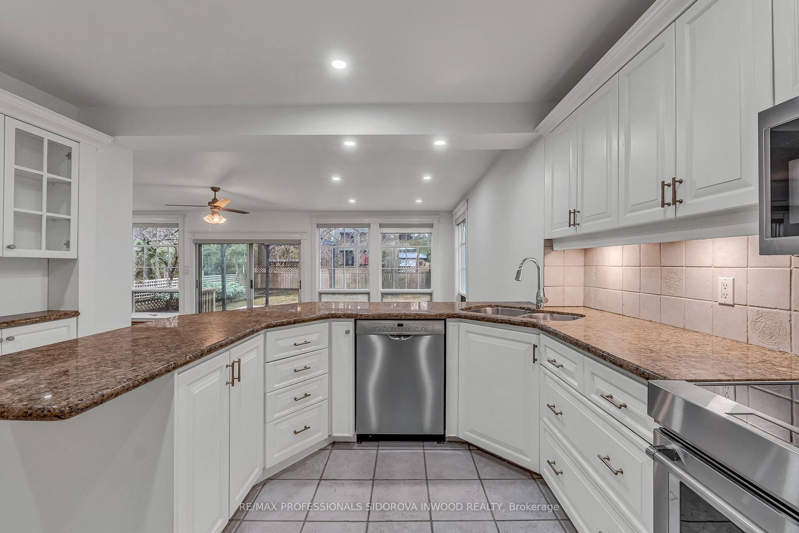 4 Baby Point Terrace - Photo 17