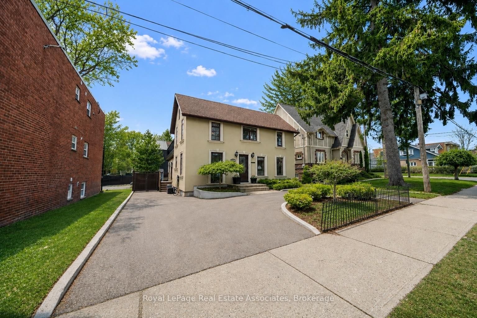 36 Mississauga Road N • Mississauga, ON photo 34