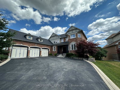 --13 Classic Drive North, Brampton, Ontario