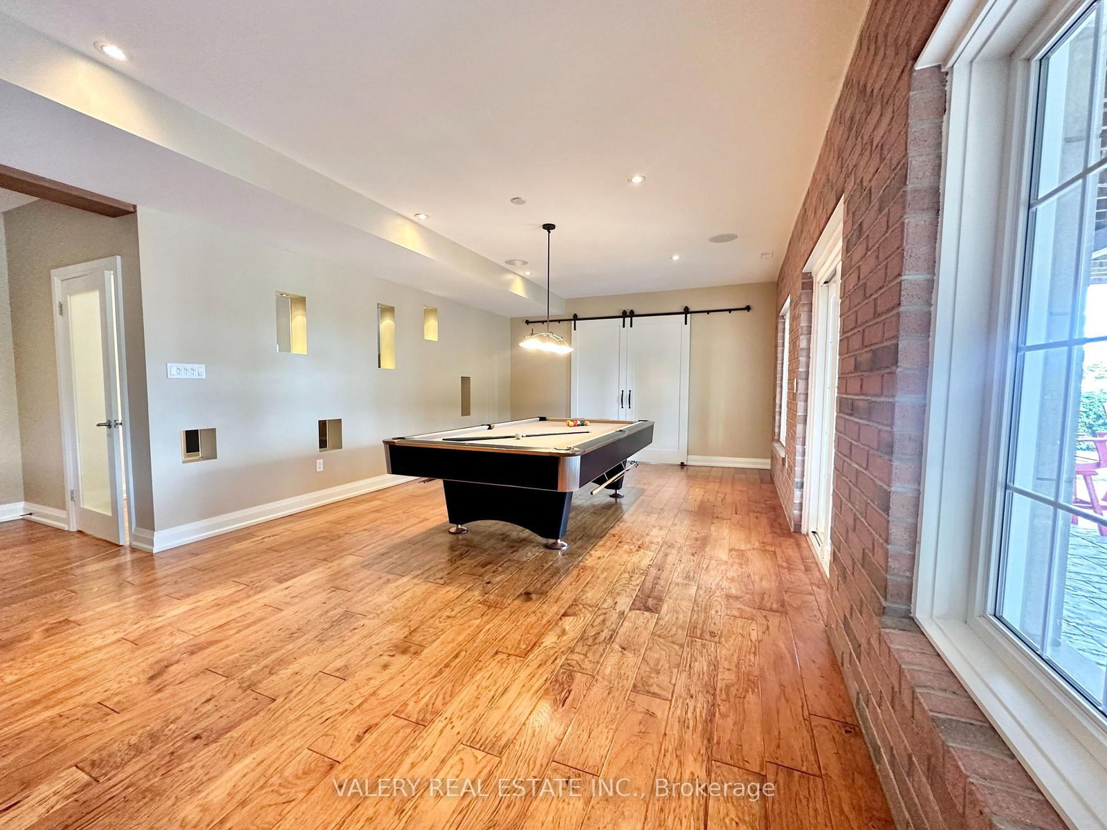 13 Classic Drive N, Unit - - Photo 10