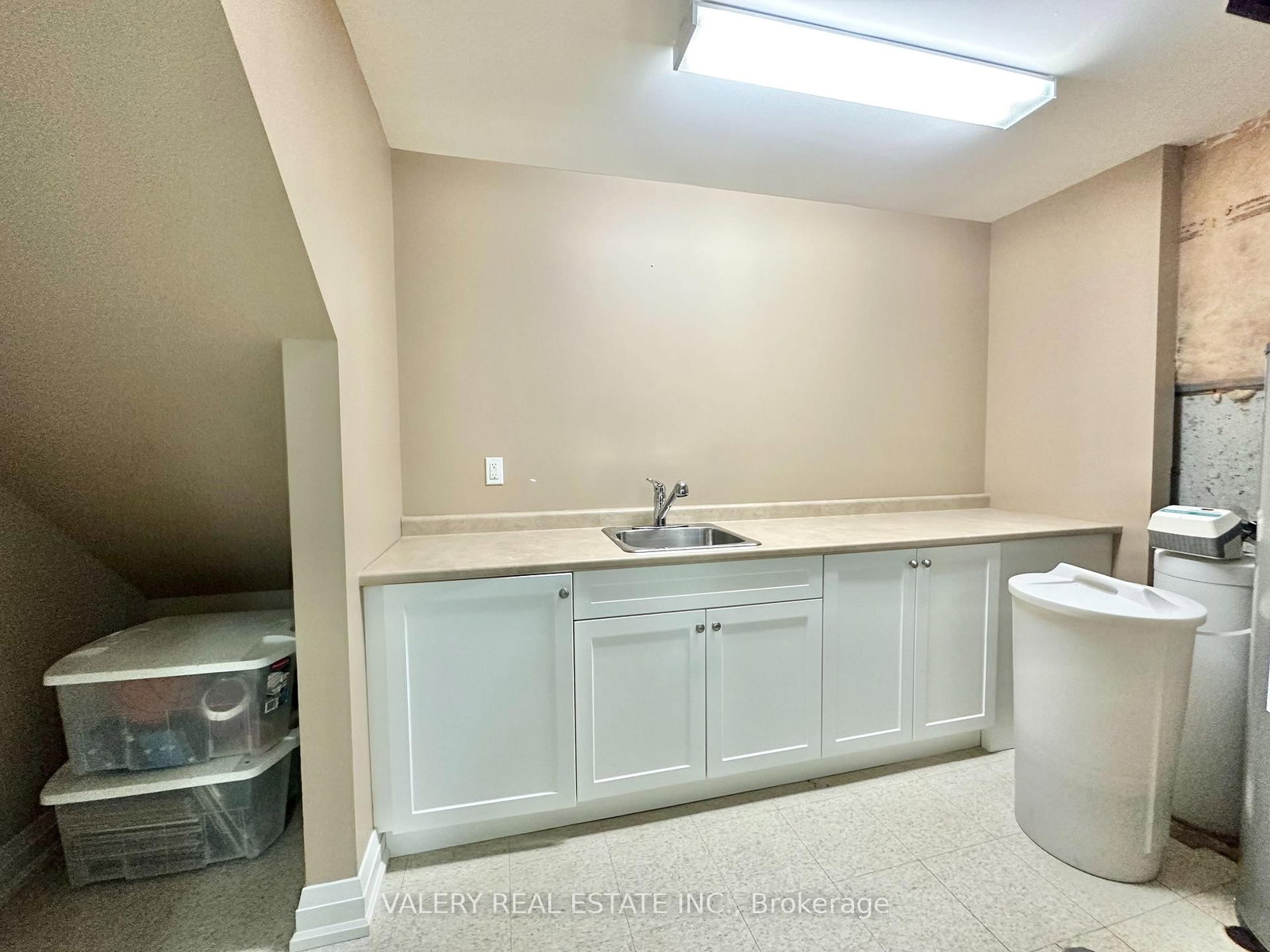 13 Classic Drive N, Unit - - Photo 11