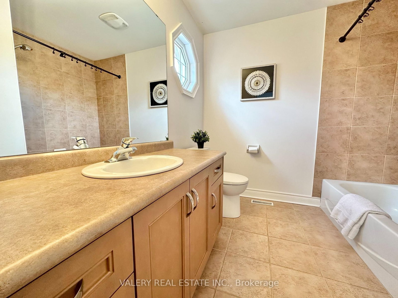 13 Classic Drive N, Unit - - Photo 19