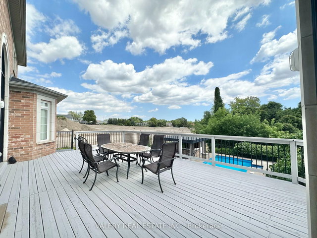 - - 13 Classic Drive N