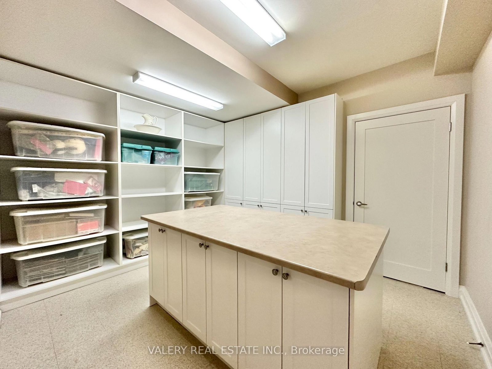 13 Classic Drive N, Unit - - Photo 29