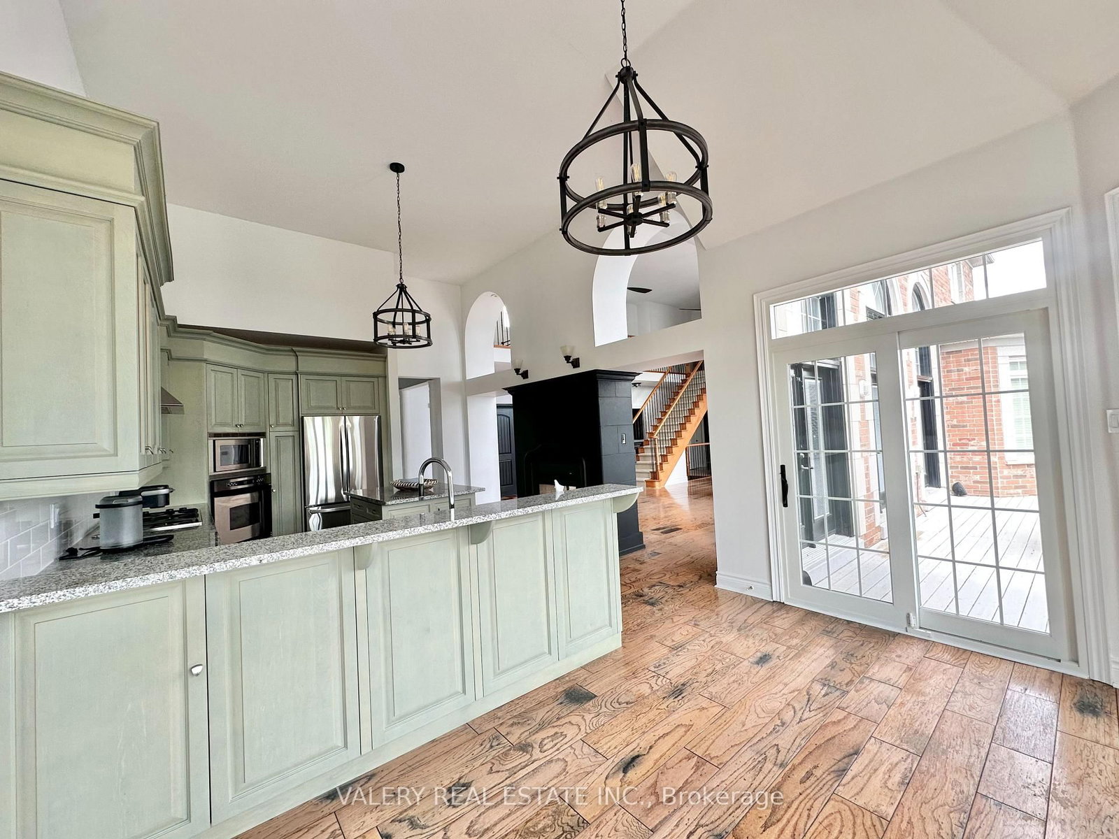 13 Classic Drive N, Unit - - Photo 40