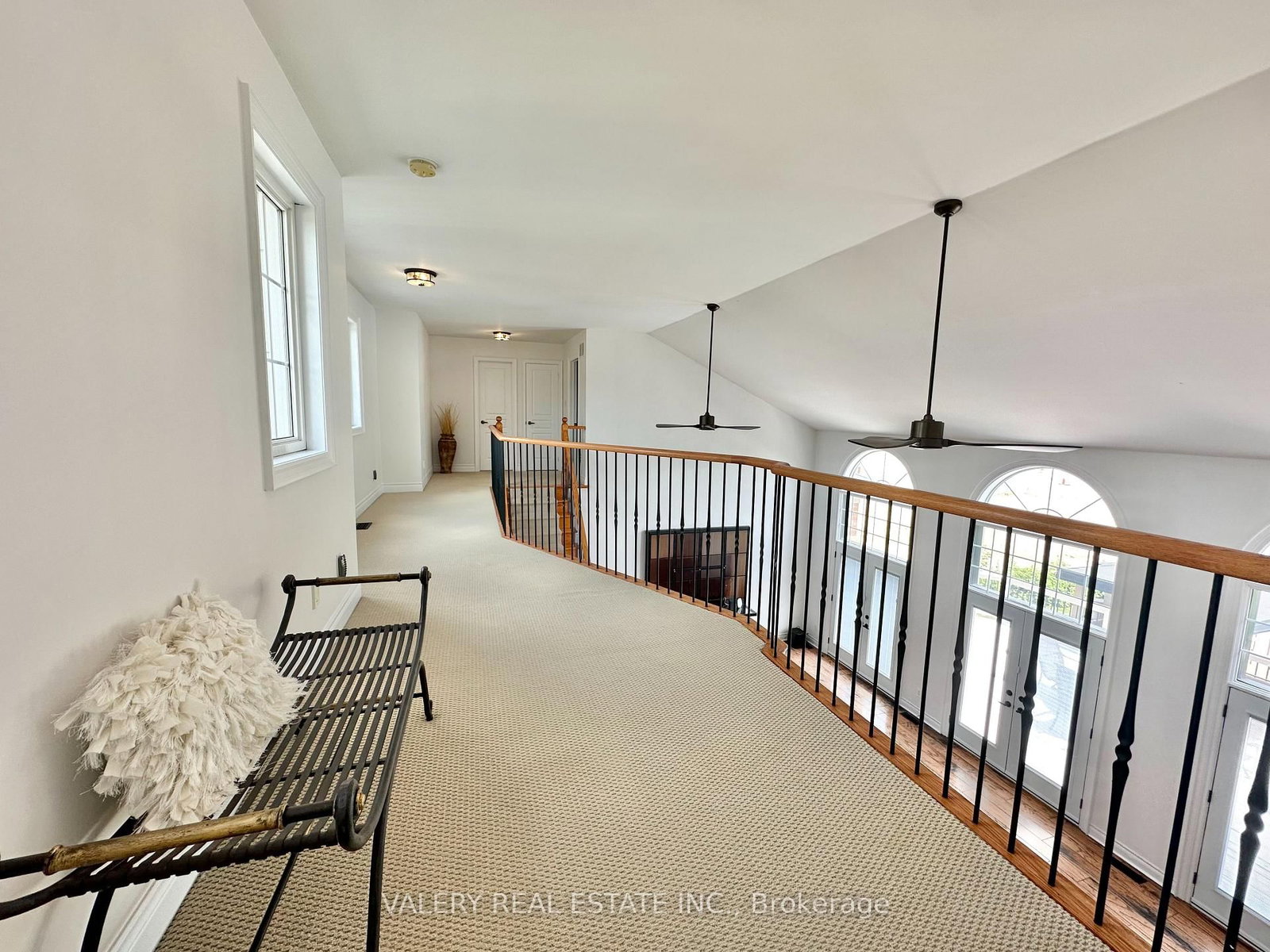 13 Classic Drive N, Unit - - Photo 41