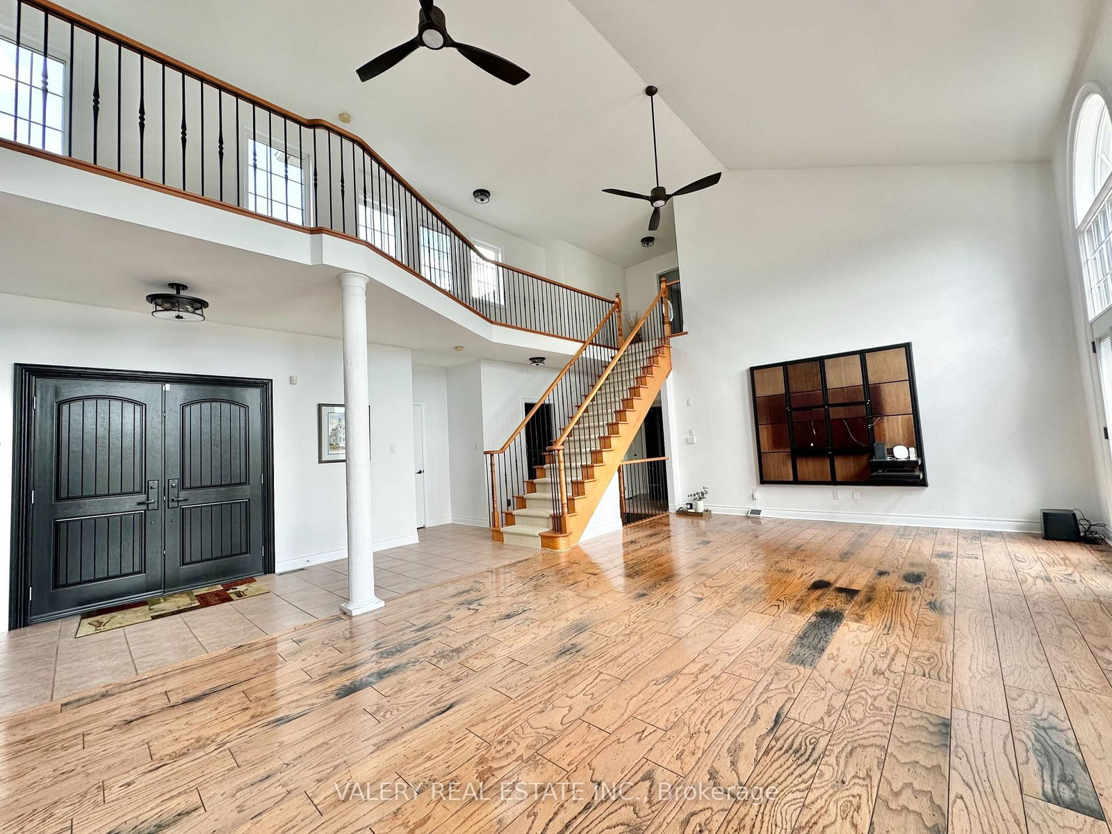 13 Classic Drive N, Unit - - Photo 8