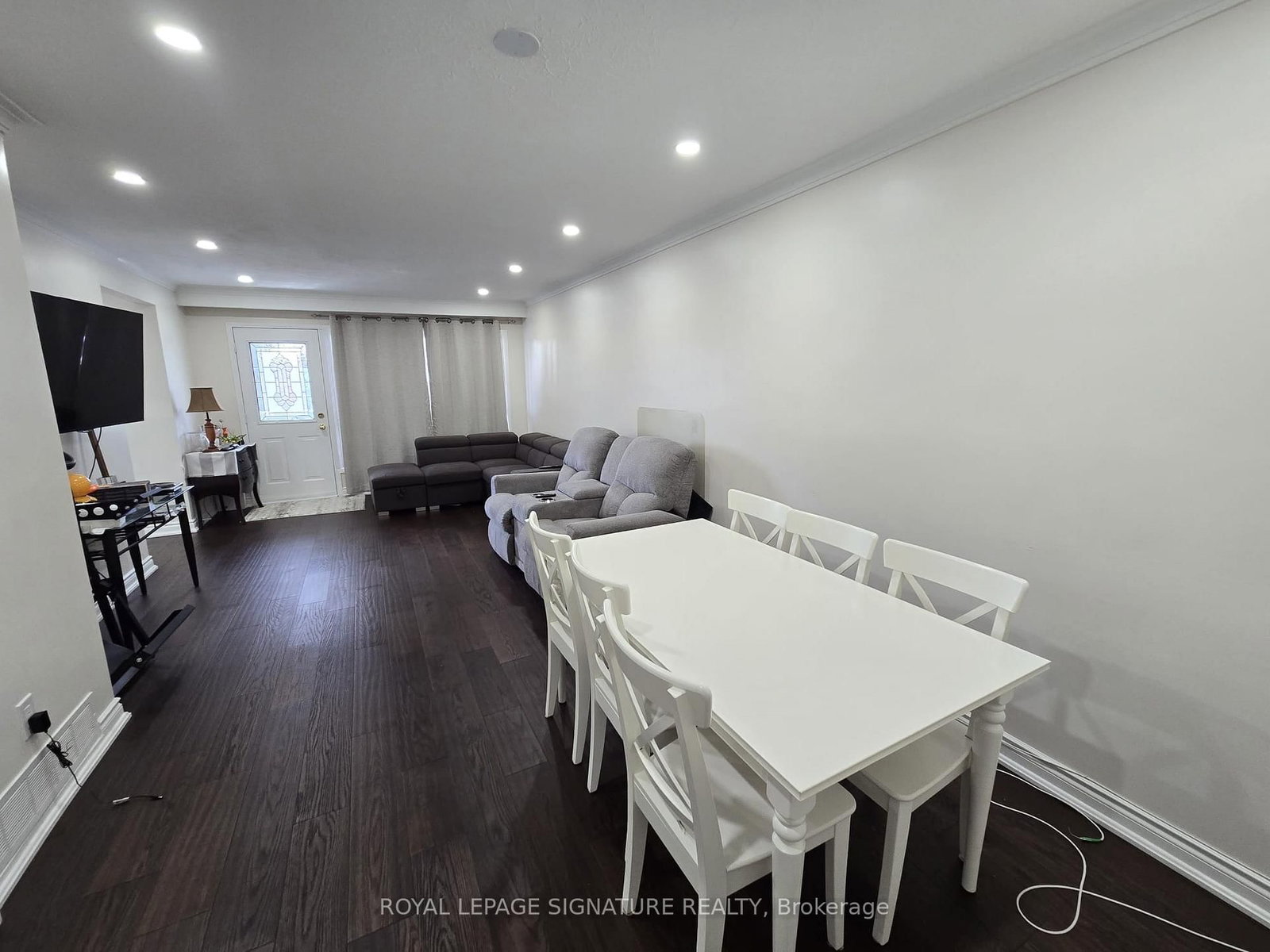 23 Benrubin Drive, Unit Upper - Photo 4