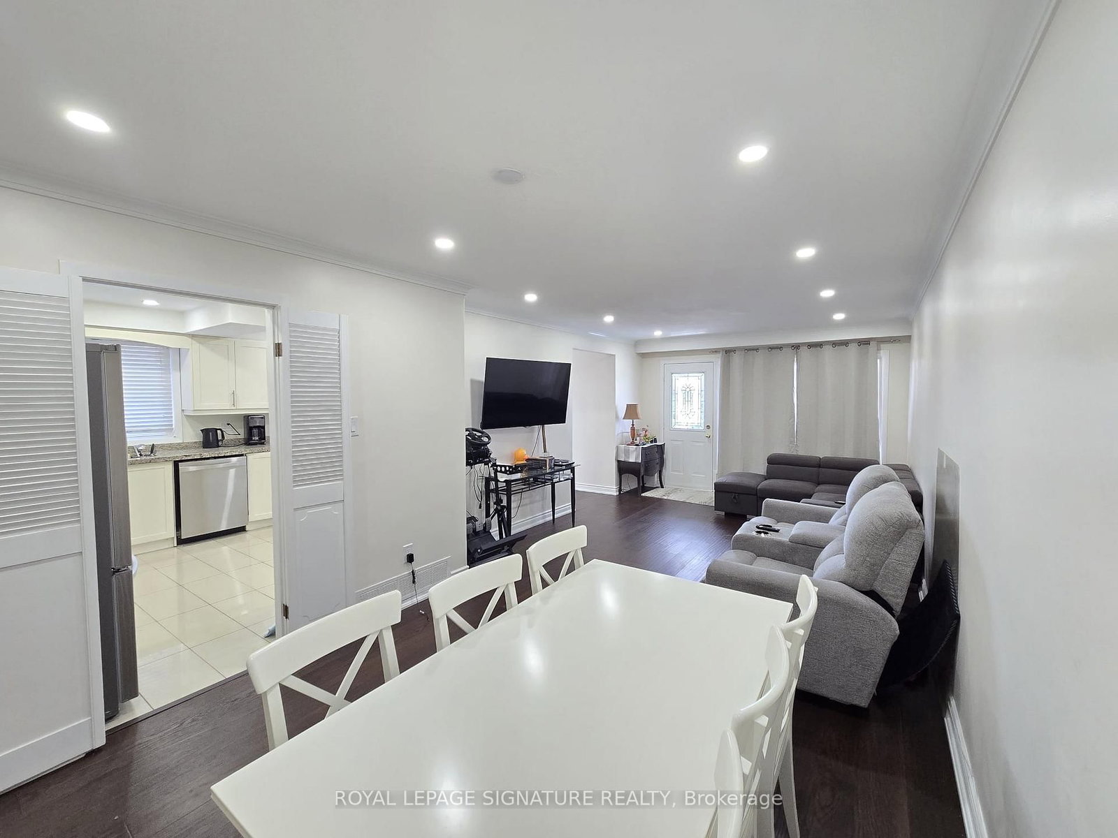 23 Benrubin Drive, Unit Upper - Photo 6