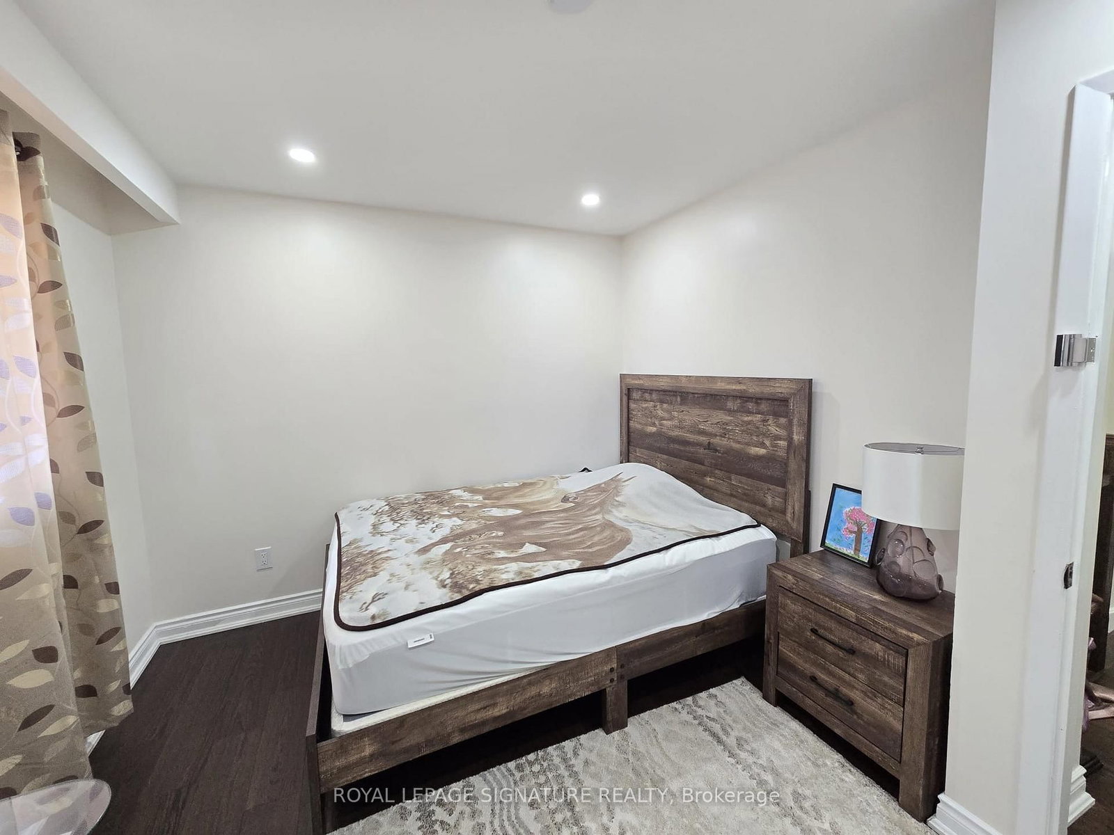 23 Benrubin Drive, Unit Upper - Photo 8