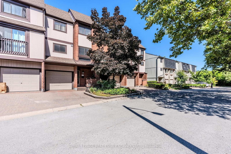 15 - 1020 Walden Circ, Mississauga, L5J 4J9 | Image 2