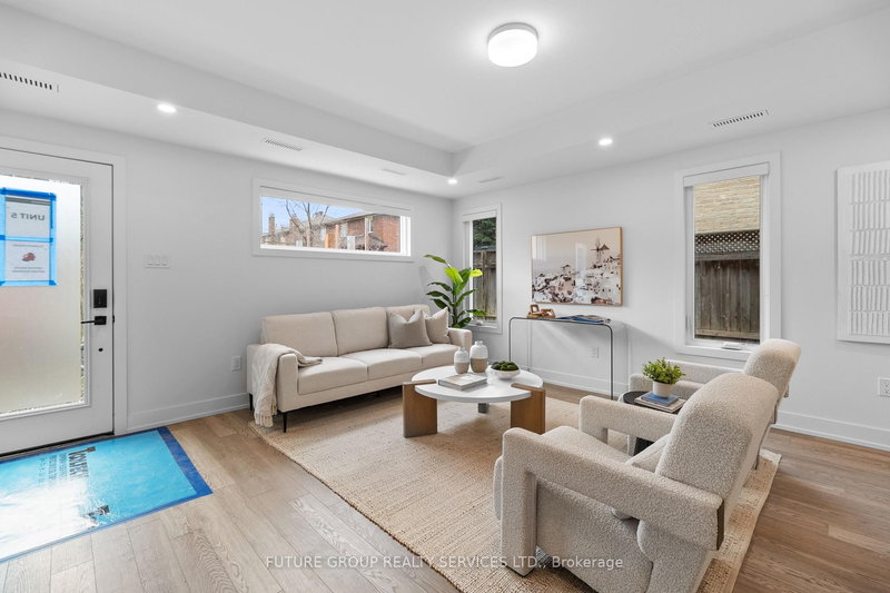 Unit 5 - 34 Poplar Ave, Toronto, M9B 3R4 | Image 2