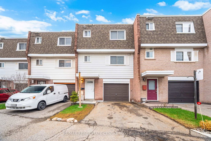 20A - 830 Westlock Rd, Mississauga, L5C 1K6 | Image 2