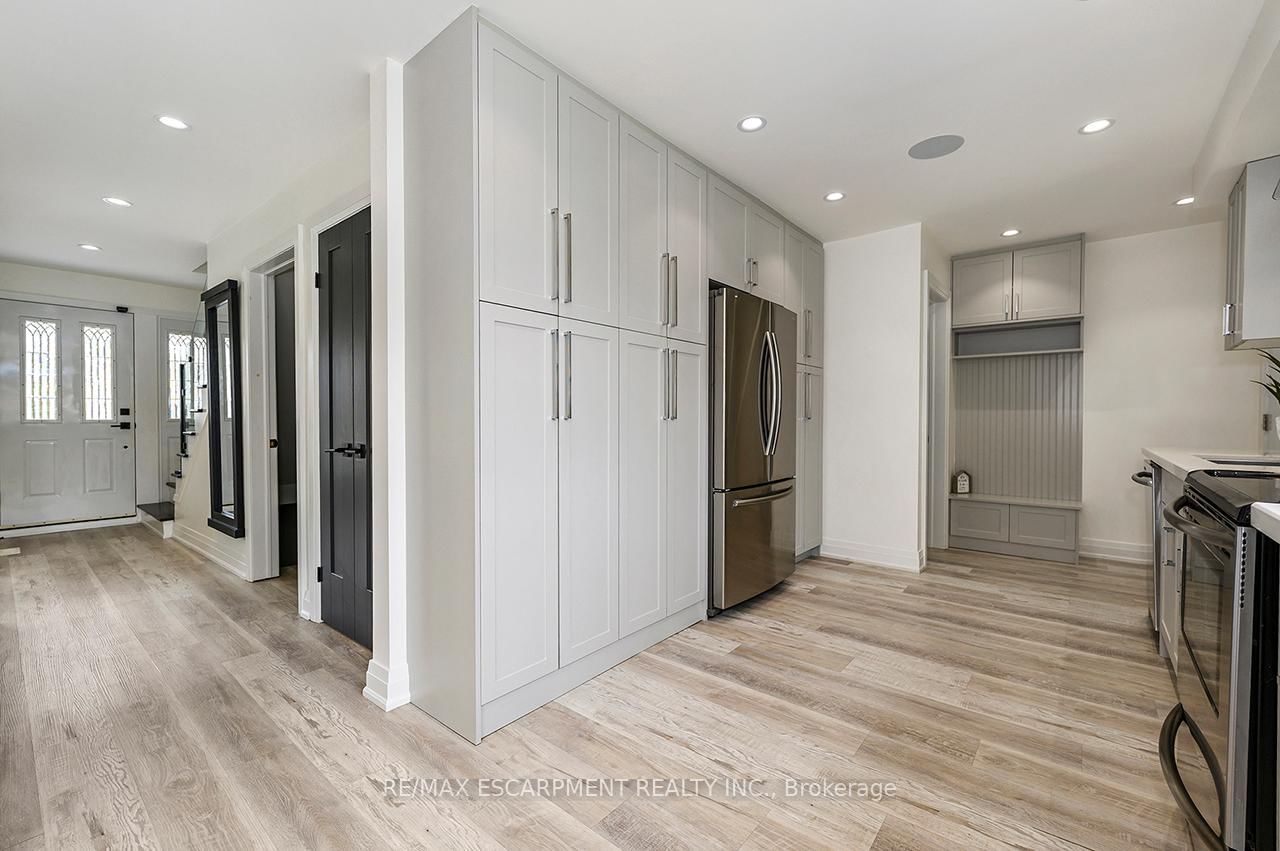 3726 Holden Crescent - Photo 13