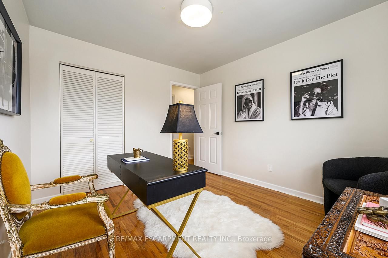 3726 Holden Crescent - Photo 34