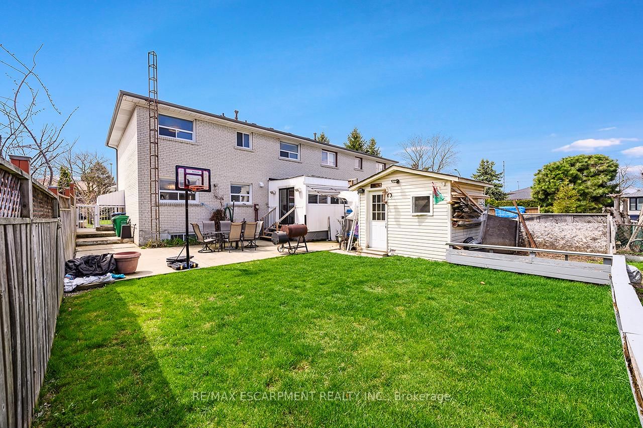 3726 Holden Crescent - Photo 46