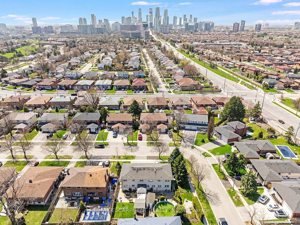 3726 Holden Crescent - Photo 50