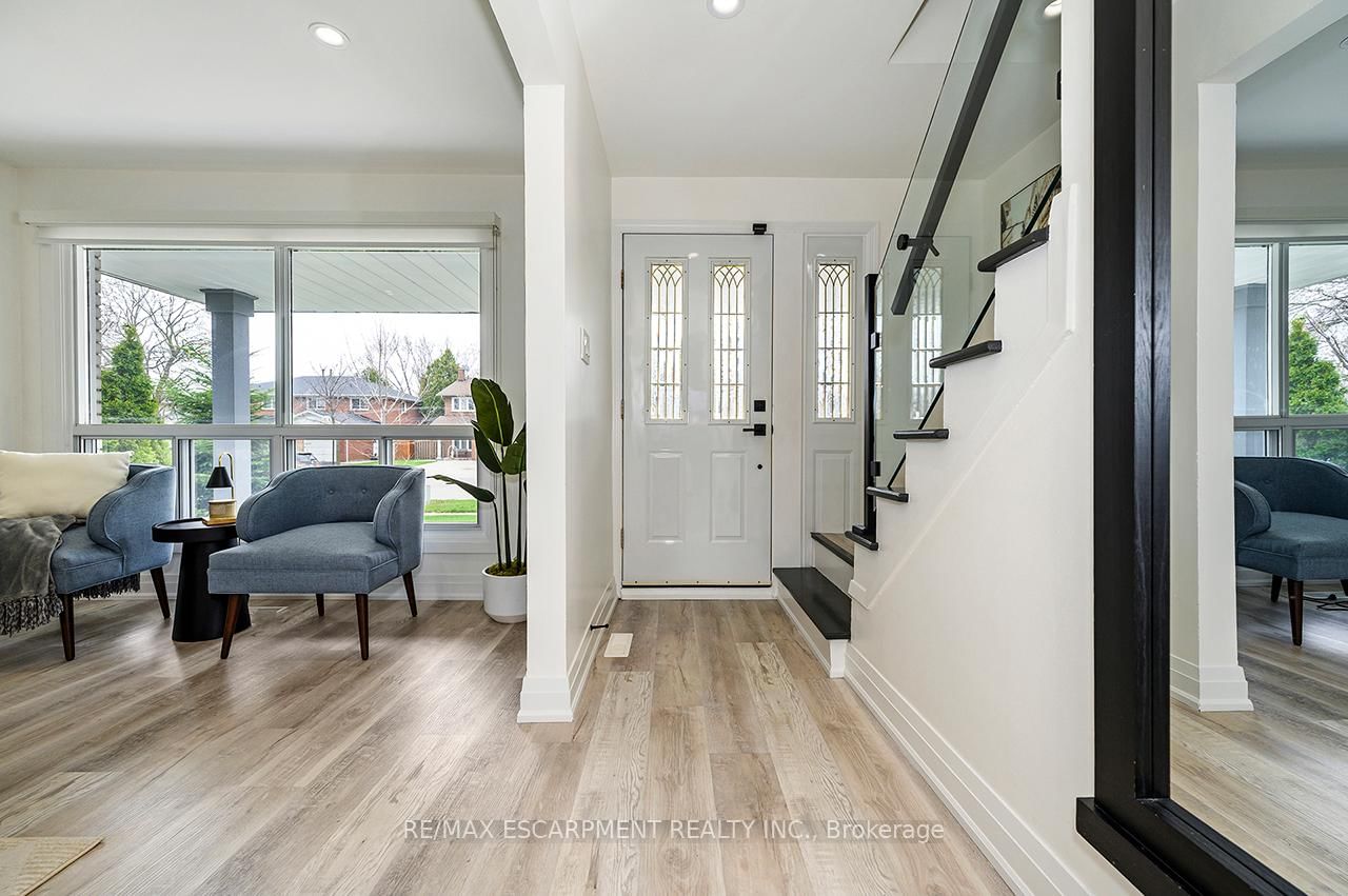 3726 Holden Crescent - Photo 6