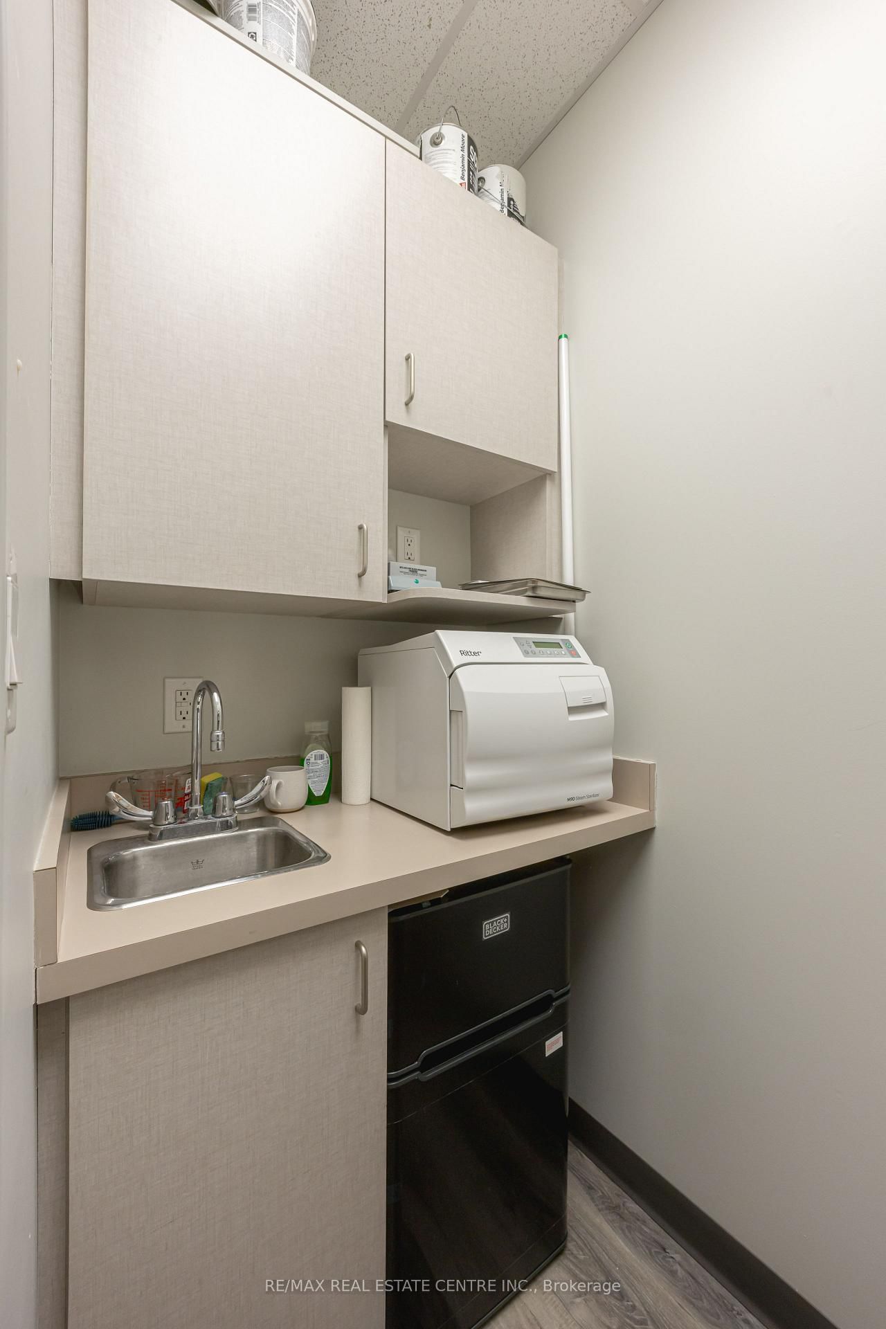 3075 Hospital Gate, Unit 408 - Photo 11