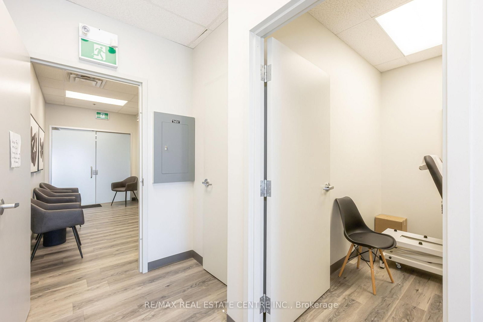 3075 Hospital Gate, Unit 408 - Photo 15
