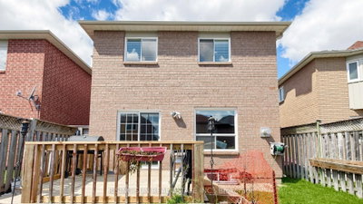 10 Cedarwood Brampton,ON L6X 4K1 — Photo 37