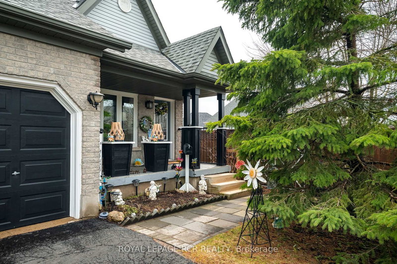 16 Althorp Dr, Orangeville, L9W 5H8 | Image 3