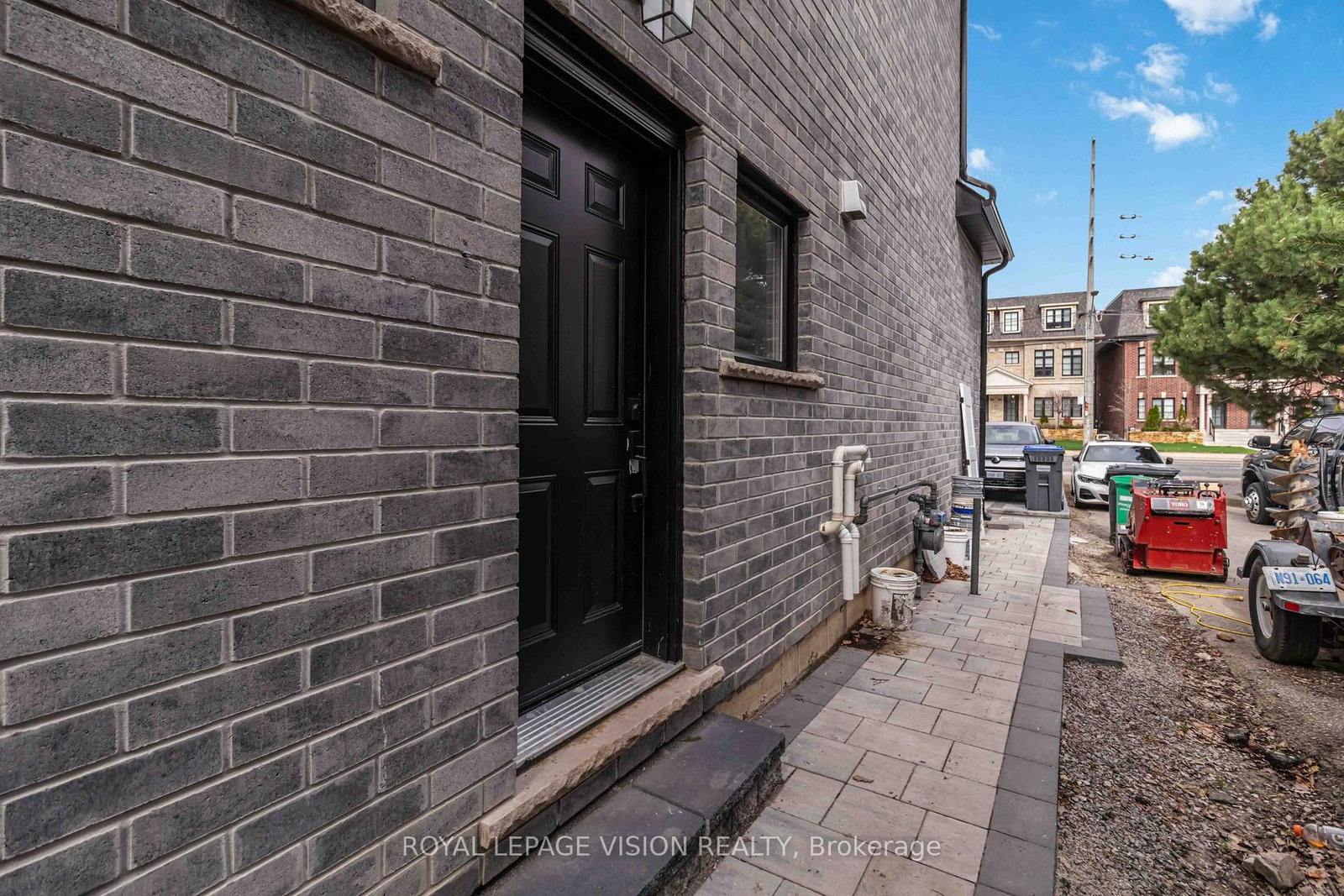 77 Thomas Street, Unit Lower - Photo 3