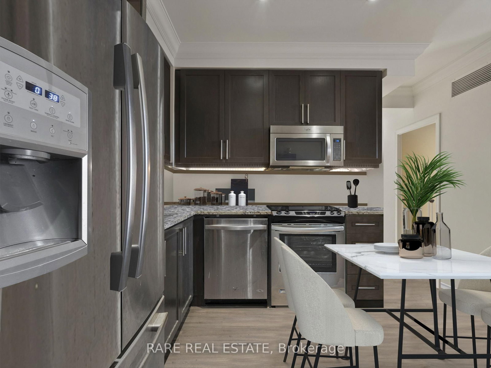 3563 Lake Shore Boulevard W, Unit 210 - Photo 3