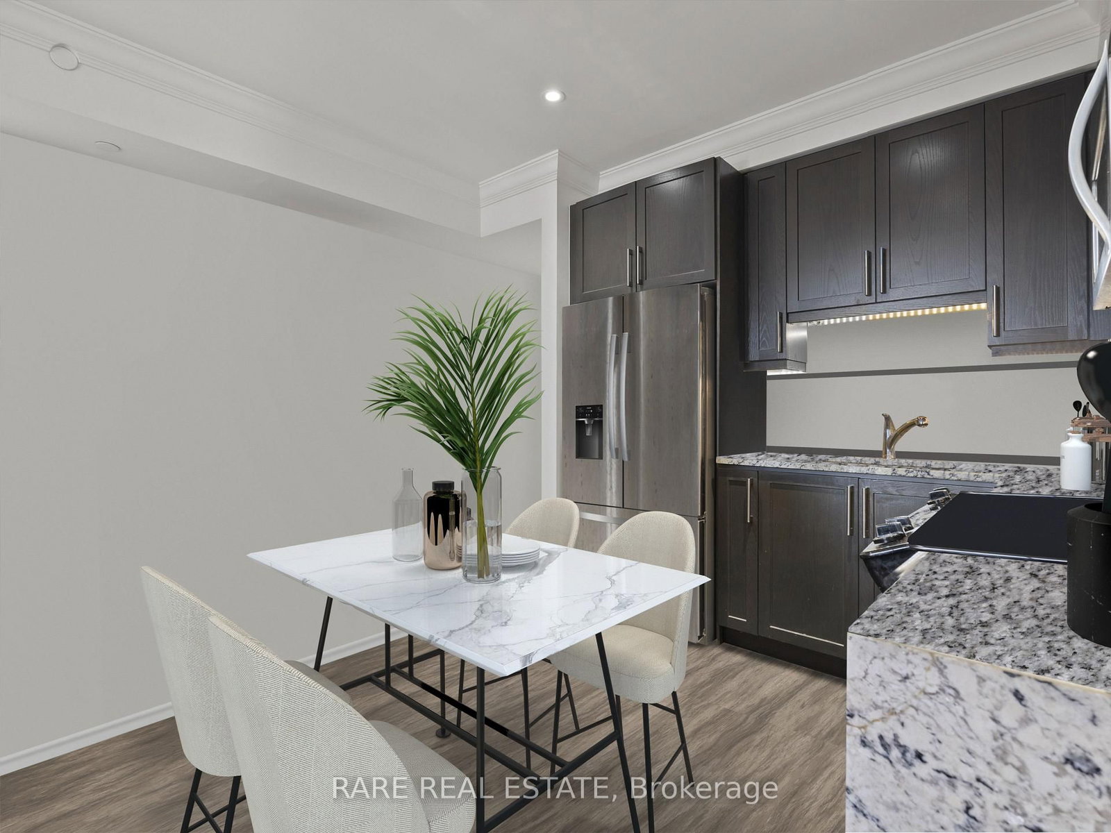 3563 Lake Shore Boulevard W, Unit 210 - Photo 4