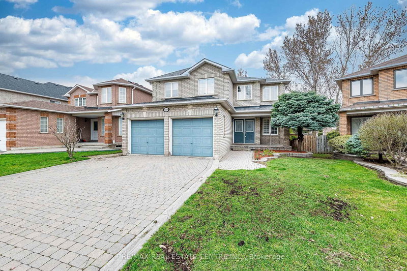 3469 Old Orchard Park Dr, Mississauga, L5B 4E1 | Image 2