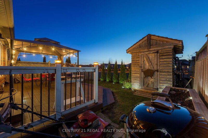 1131 Riddell Cres, Milton, L9T 6Y2 | Image 3