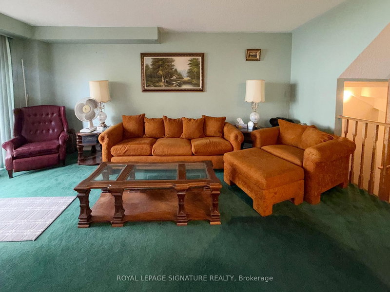 44 Park St W, Mississauga, Ontario