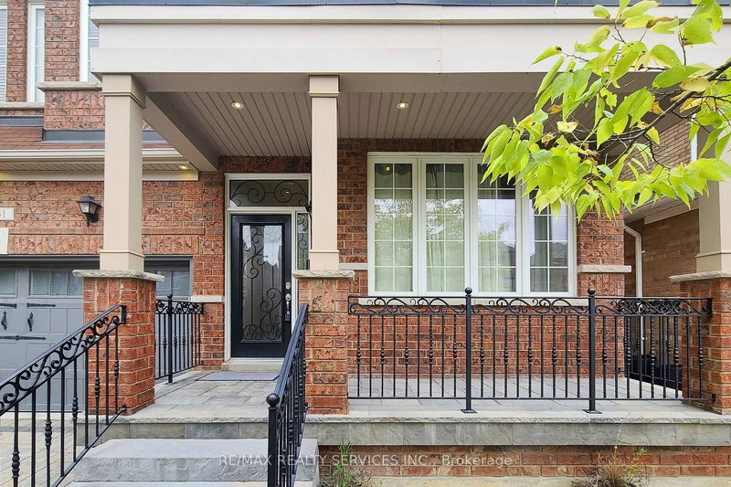 41 Amaranth Cres, Brampton, L7A 0L4 | Image 3