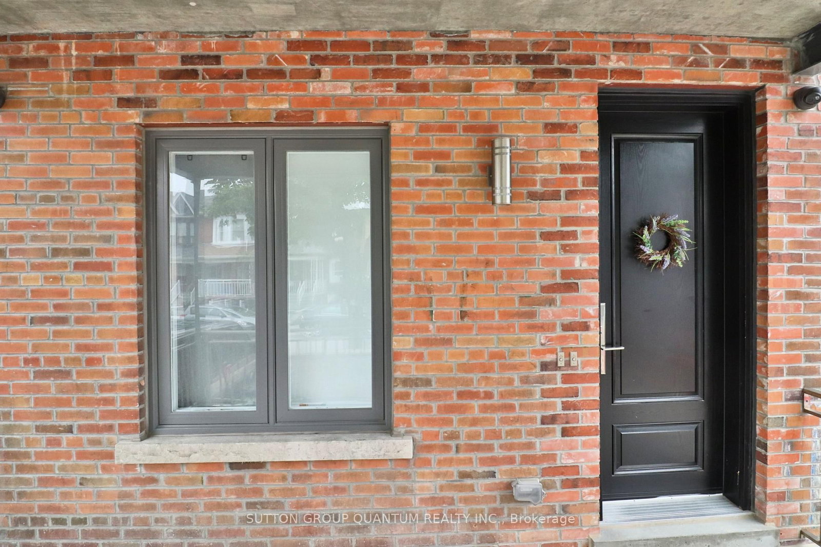 35 Cloverdale Road, Unit Main - Photo 2