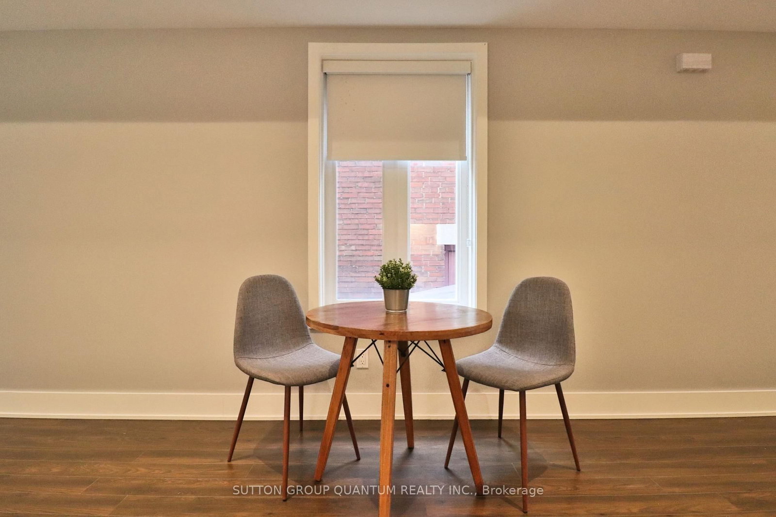 35 Cloverdale Road, Unit Main - Photo 7